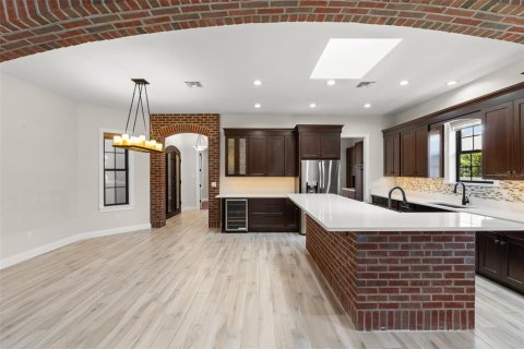 House in Winter Park, Florida 3 bedrooms, 218.41 sq.m. № 1740853 - photo 19