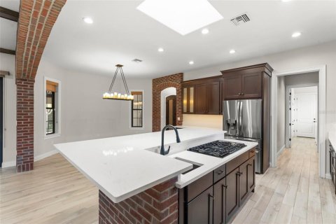 House in Winter Park, Florida 3 bedrooms, 218.41 sq.m. № 1740853 - photo 14