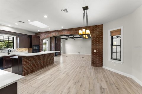 House in Winter Park, Florida 3 bedrooms, 218.41 sq.m. № 1740853 - photo 24