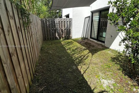 Adosado en alquiler en Miami, Florida, 3 dormitorios, 127.65 m2 № 1951962 - foto 17