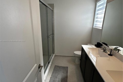 Adosado en alquiler en Miami, Florida, 3 dormitorios, 127.65 m2 № 1951962 - foto 9