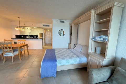 Снять в аренду кондоминиум в Холливуд, Флорида 54.81м2, № 2031424 - фото 5