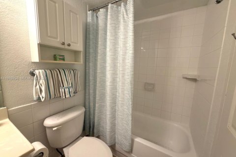 Снять в аренду кондоминиум в Холливуд, Флорида 54.81м2, № 2031424 - фото 12