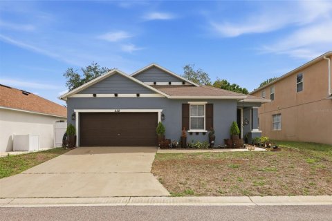 Casa en Davenport, Florida 4 dormitorios, 182.09 m2 № 2115828