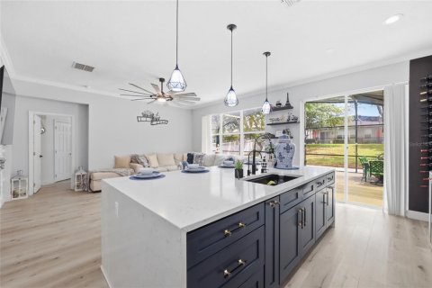 Купить виллу или дом в Дэвенпорт, Флорида 9 комнат, 182.09м2, № 2115828 - фото 19