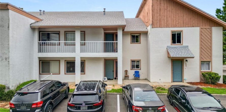 Condo in Winter Haven, Florida, 2 bedrooms № 1831345