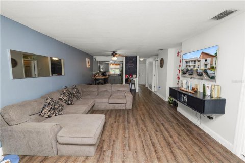Copropriété à vendre à Winter Haven, Floride: 2 chambres, 116.31 m2 № 1831345 - photo 6