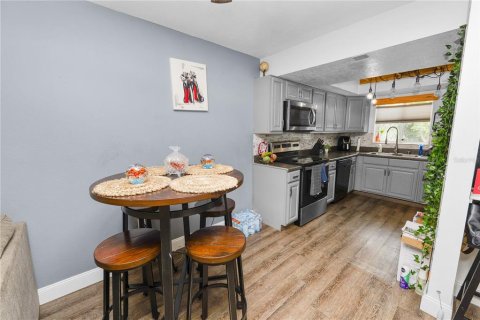 Copropriété à vendre à Winter Haven, Floride: 2 chambres, 116.31 m2 № 1831345 - photo 10