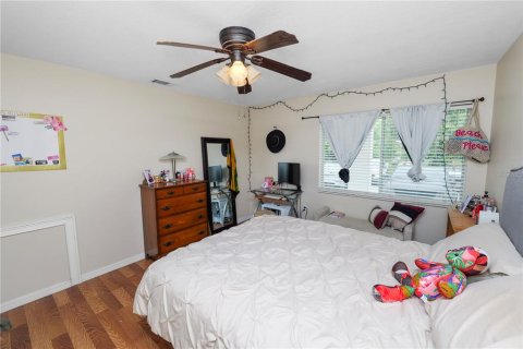Copropriété à vendre à Winter Haven, Floride: 2 chambres, 116.31 m2 № 1831345 - photo 19