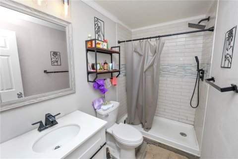Copropriété à vendre à Winter Haven, Floride: 2 chambres, 116.31 m2 № 1831345 - photo 17