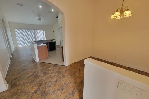 Villa ou maison à louer à Ocala, Floride: 4 chambres, 167.22 m2 № 2097708 - photo 2
