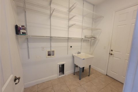 Villa ou maison à louer à Ocala, Floride: 4 chambres, 167.22 m2 № 2097708 - photo 12