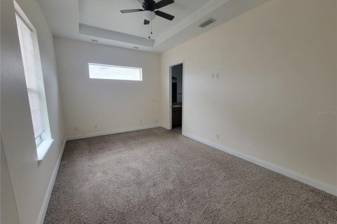 Villa ou maison à louer à Ocala, Floride: 4 chambres, 167.22 m2 № 2097708 - photo 9