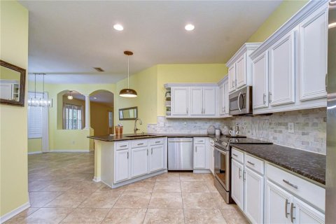 House in Wesley Chapel, Florida 3 bedrooms, 163.51 sq.m. № 2231400 - photo 18