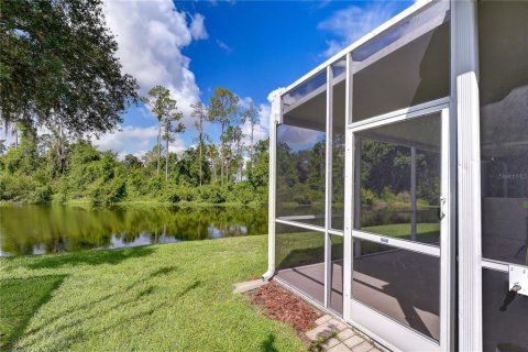 House in Wesley Chapel, Florida 3 bedrooms, 163.51 sq.m. № 2231400 - photo 6