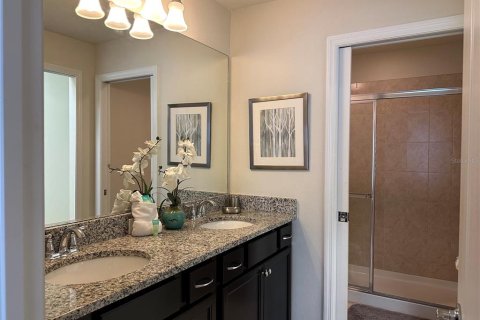Adosado en venta en Kissimmee, Florida, 5 dormitorios, 210.24 m2 № 1418879 - foto 13