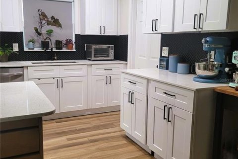 Villa ou maison à louer à Orlando, Floride: 3 chambres, 124.49 m2 № 2420112 - photo 6
