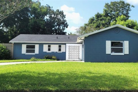 Villa ou maison à louer à Orlando, Floride: 3 chambres, 124.49 m2 № 2420112 - photo 2