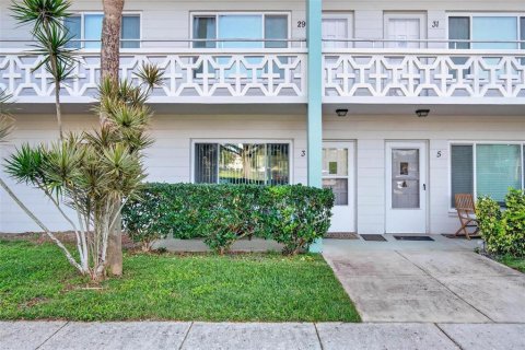 Copropriété à vendre à Clearwater, Floride: 2 chambres, 102.19 m2 № 2143967 - photo 2