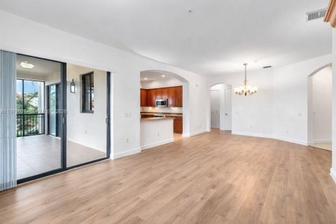 Condominio en venta en Sunrise, Florida, 3 dormitorios, 159.7 m2 № 2032973 - foto 6