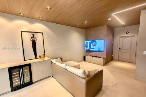 Townhouse in Miami, Florida 3 bedrooms, 128.02 sq.m. № 2077908 - photo 7