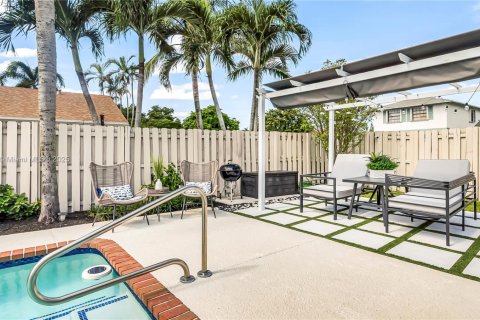 Casa en alquiler en Davie, Florida, 3 dormitorios, 116.03 m2 № 1953433 - foto 21