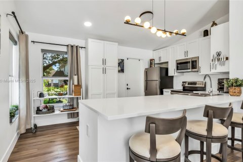 Casa en alquiler en Davie, Florida, 3 dormitorios, 116.03 m2 № 1953433 - foto 15