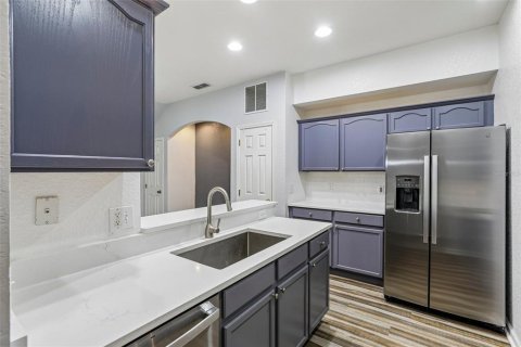 Touwnhouse à louer à Orlando, Floride: 3 chambres, 182.18 m2 № 2387539 - photo 9