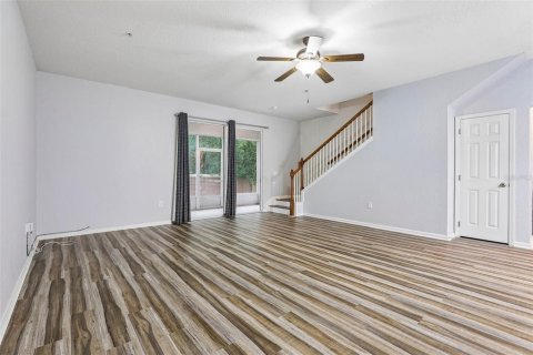 Touwnhouse à louer à Orlando, Floride: 3 chambres, 182.18 m2 № 2387539 - photo 14