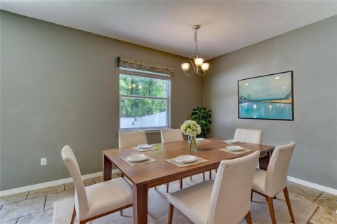 Casa en venta en Port Orange, Florida, 4 dormitorios, 214.05 m2 № 2226371 - foto 15