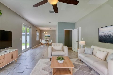 Casa en venta en Port Orange, Florida, 4 dormitorios, 214.05 m2 № 2226371 - foto 21