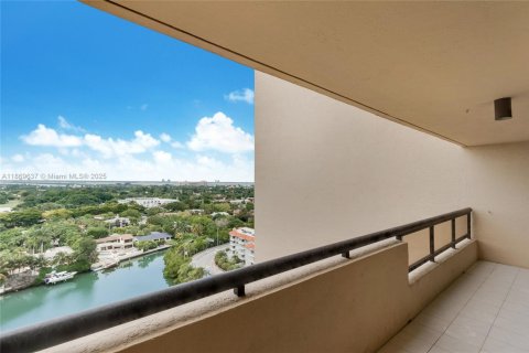 Condominio en alquiler en Miami Beach, Florida, 1 dormitorio, 78.78 m2 № 1896801 - foto 12