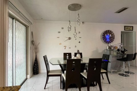 Casa en venta en Deltona, Florida, 3 dormitorios, 125.98 m2 № 1803790 - foto 15