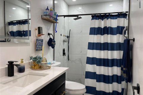 Casa en venta en Deltona, Florida, 3 dormitorios, 125.98 m2 № 1803790 - foto 20