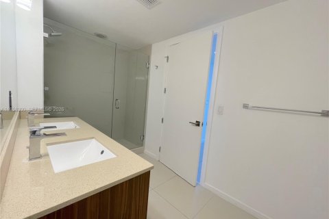 Copropriété à louer à Doral, Floride: 2 chambres, 97.73 m2 № 2019789 - photo 10