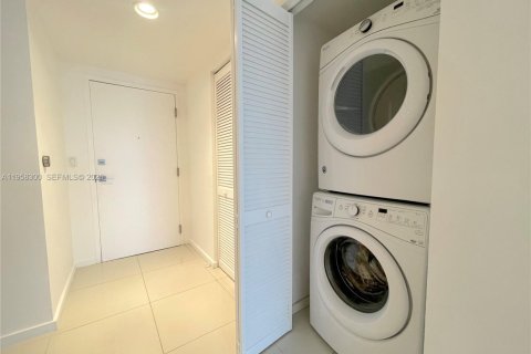 Copropriété à louer à Doral, Floride: 2 chambres, 97.73 m2 № 2019789 - photo 14