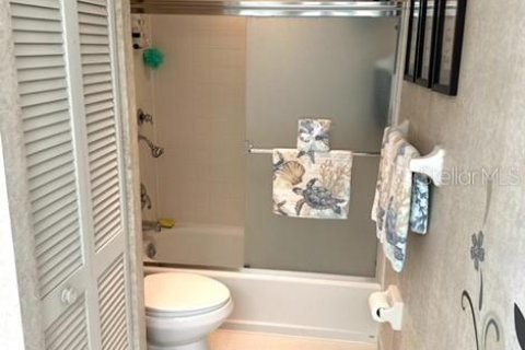 Condominio en alquiler en Treasure Island, Florida, 2 dormitorios, 121.52 m2 № 1908045 - foto 14