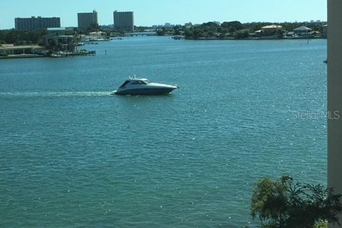 Condominio en alquiler en Treasure Island, Florida, 2 dormitorios, 121.52 m2 № 1908045 - foto 21