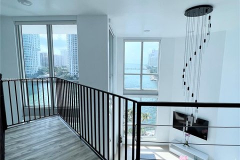 Снять в аренду кондоминиум в Майами, Флорида 1 спальня, 97.45м2, № 2005557 - фото 11