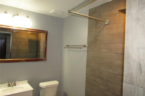 Townhouse in Tampa, Florida 2 bedrooms, 93.37 sq.m. № 1866013 - photo 16