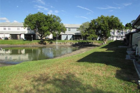 Townhouse in Tampa, Florida 2 bedrooms, 93.37 sq.m. № 1866013 - photo 3