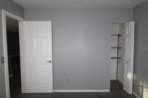Townhouse in Tampa, Florida 2 bedrooms, 93.37 sq.m. № 1866013 - photo 10
