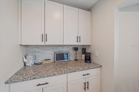 House in Venice, Florida 2 bedrooms, 92.62 sq.m. № 2350239 - photo 16