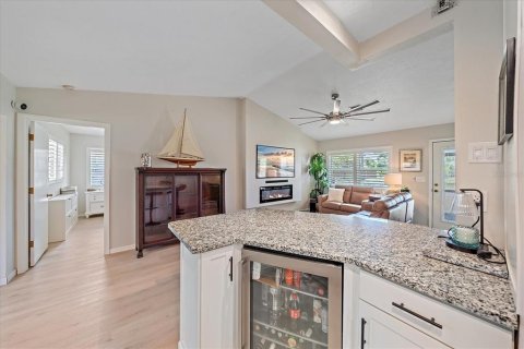 House in Venice, Florida 2 bedrooms, 92.62 sq.m. № 2350239 - photo 14