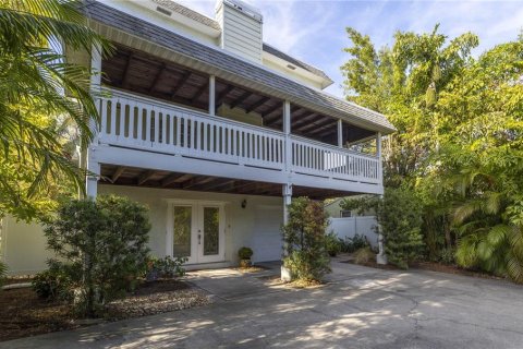Casa en venta en Saint Pete Beach, Florida, 3 dormitorios, 182.09 m2 № 1433977 - foto 2