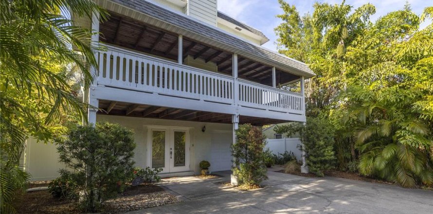 Casa en Saint Pete Beach, Florida 3 dormitorios, 182.09 m2 № 1433977