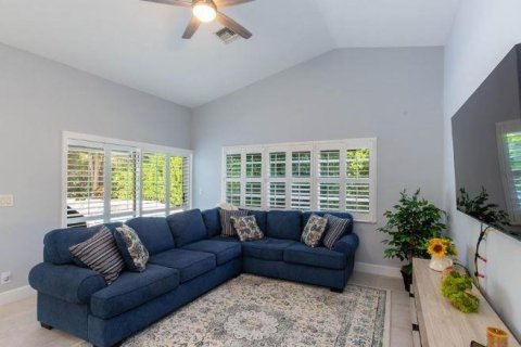 Villa ou maison à louer à Wellington, Floride: 3 chambres, 192.68 m2 № 2246047 - photo 8