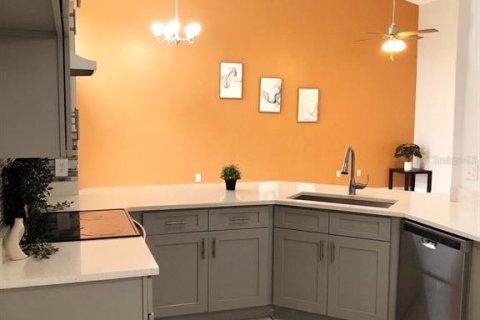 Dúplex en venta en Orlando, Florida, 3 dormitorios, 119.19 m2 № 1914604 - foto 8