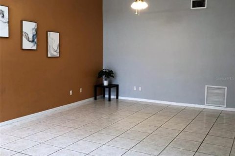 Dúplex en venta en Orlando, Florida, 3 dormitorios, 119.19 m2 № 1914604 - foto 15