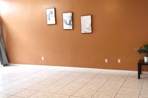 Dúplex en venta en Orlando, Florida, 3 dormitorios, 119.19 m2 № 1914604 - foto 13